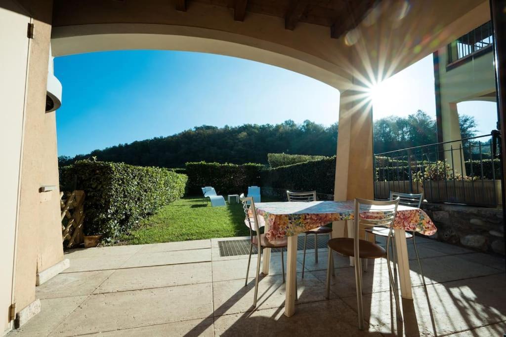 Oliva Apartment - Featuring A Private Garden And Access To A Pool Barcuzzi Luaran gambar