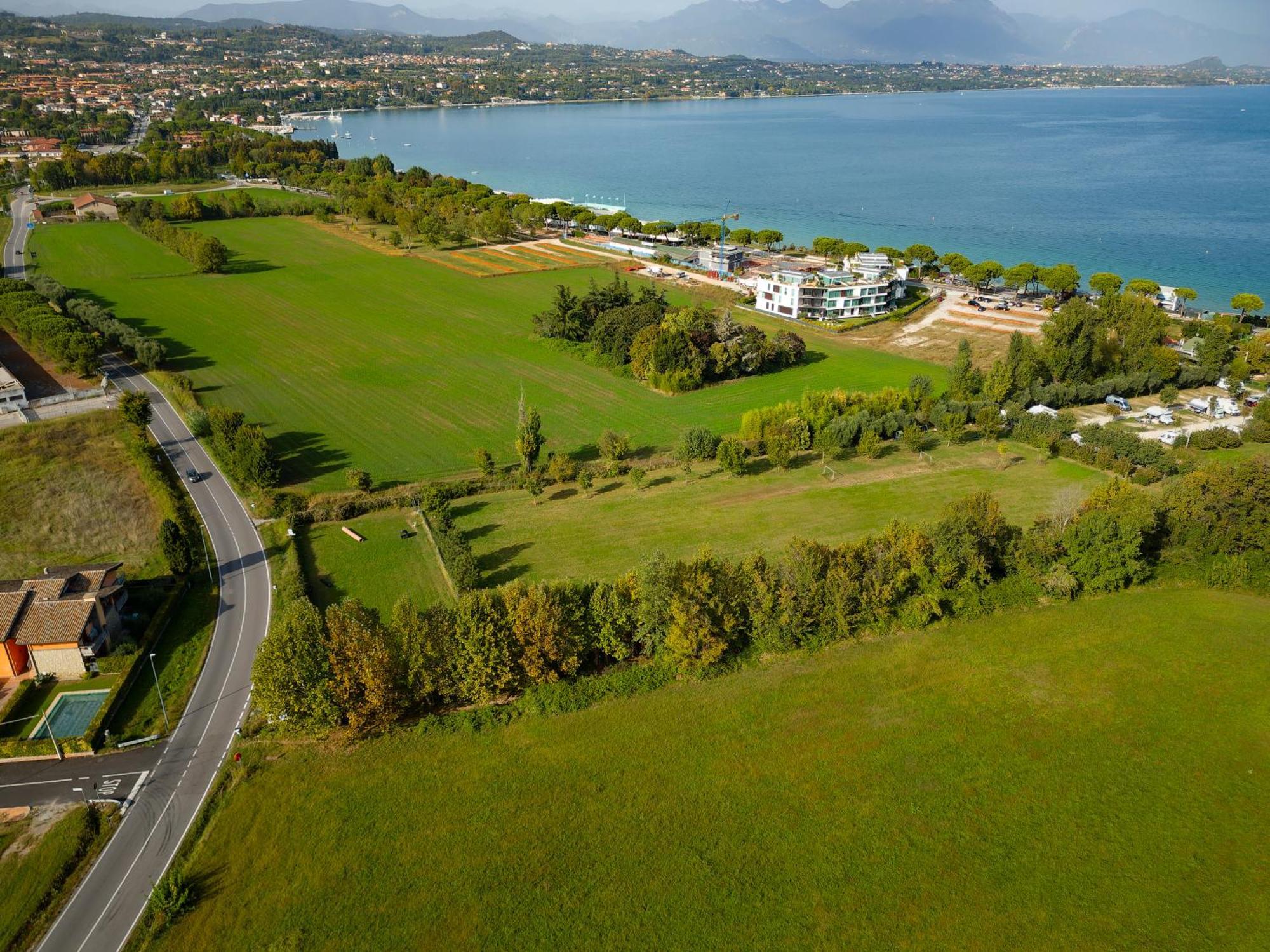 Oliva Apartment - Featuring A Private Garden And Access To A Pool Barcuzzi Luaran gambar